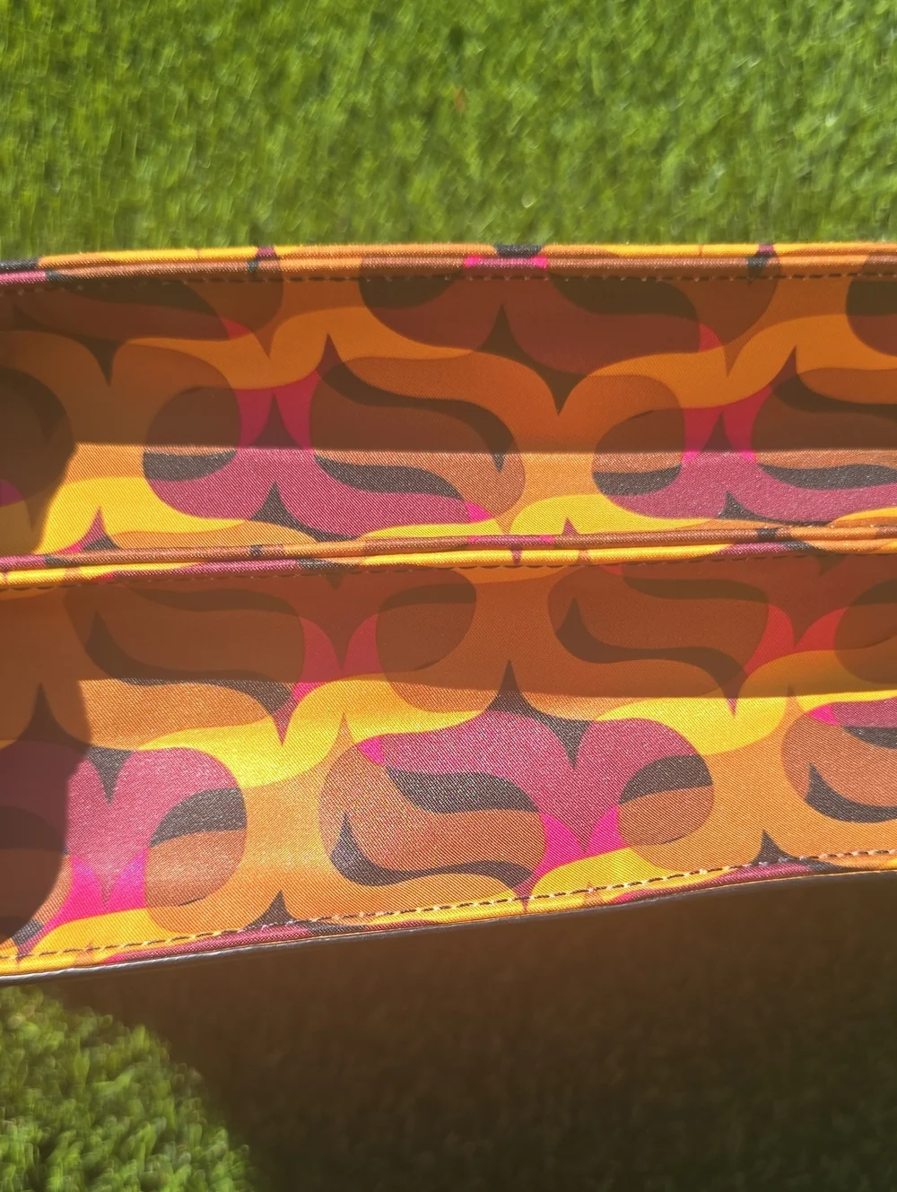 NWT's Vera Bradley Orange Pink Brown Geometric Top-Handle Satchel!